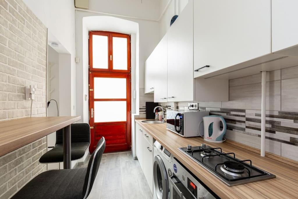 K5 Kis Apartment Boedapest Buitenkant foto